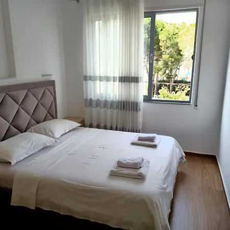 Sea & Pine Retreat * Golem (Tirana)